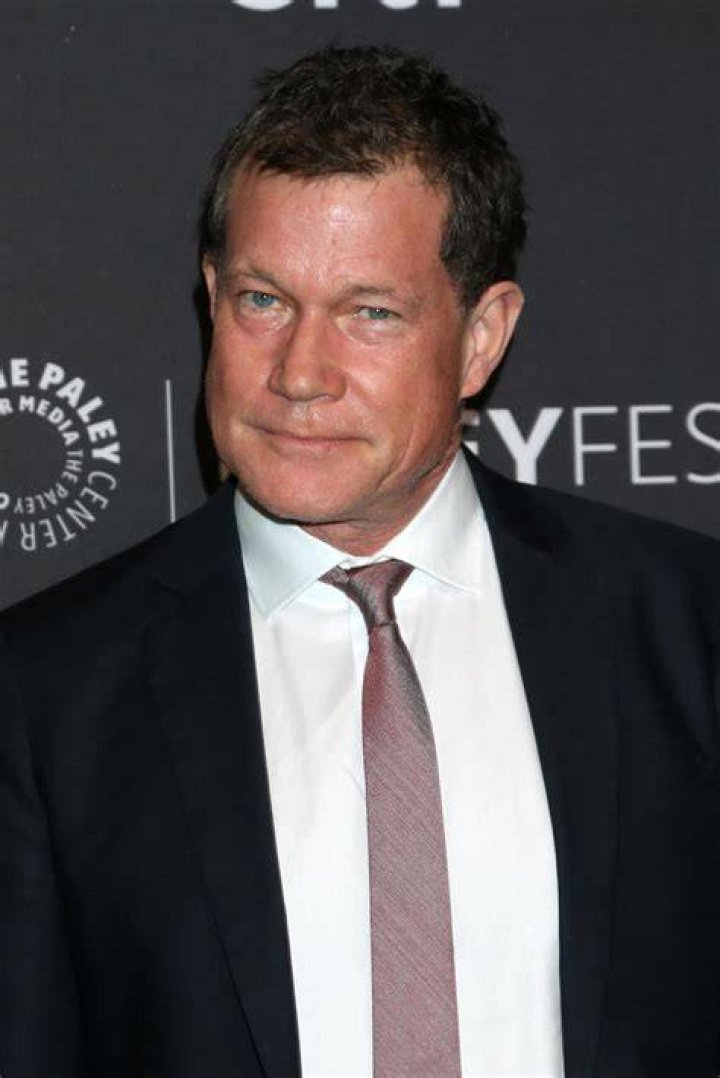Is Dylan Walsh Gay Is He Married To A Partner?