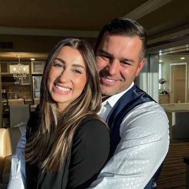 Is Nikki Bella Brother Divorced? What Happened Between Lauren Garcia And JJ? ·