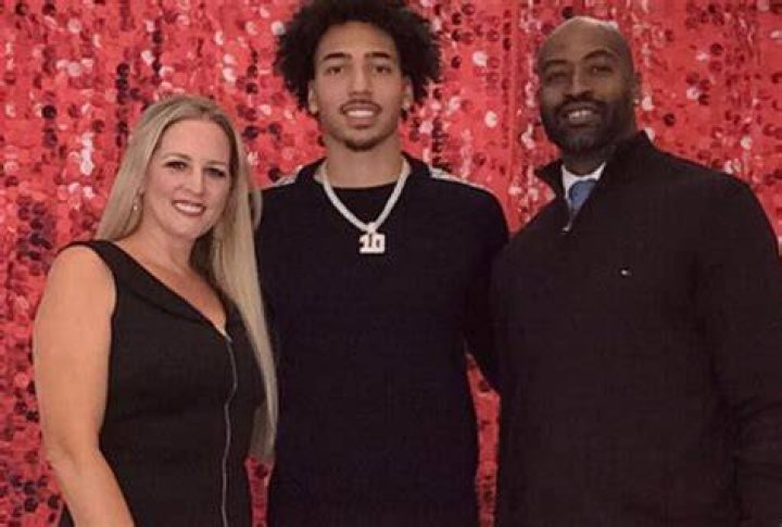Jalen Wilson Parents Who Are Lisa and Derale Wilson? Family