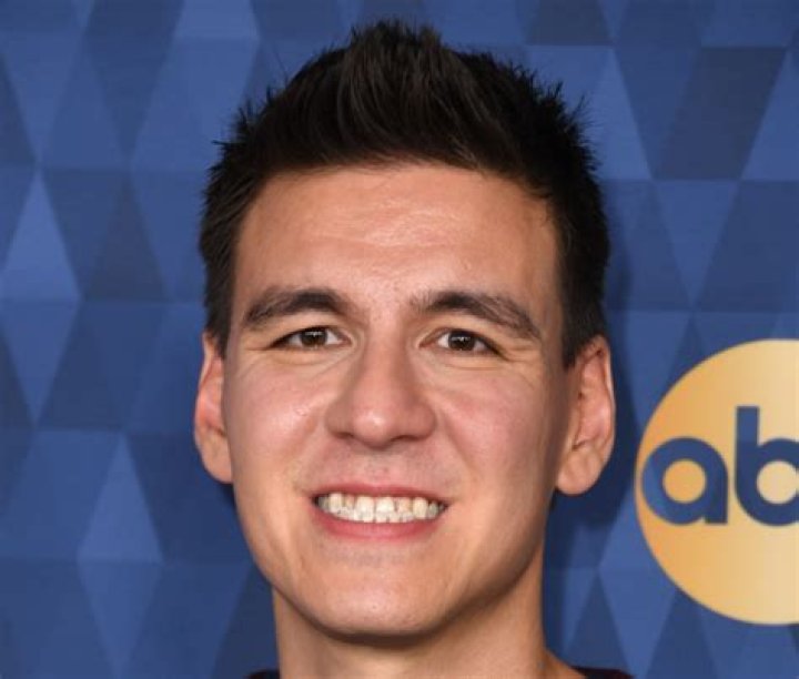 James Holzhauer Net Worth, Wiki, Bio, Age, Height, Girlfriend All