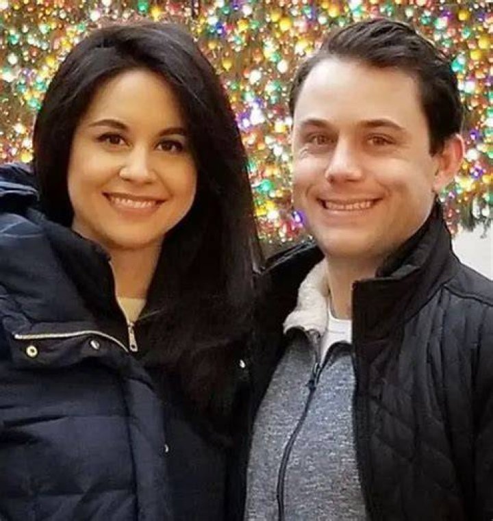 Jan Carabeo (CBS3) Bio, Wiki, Age, Husband, Wedding, Salary