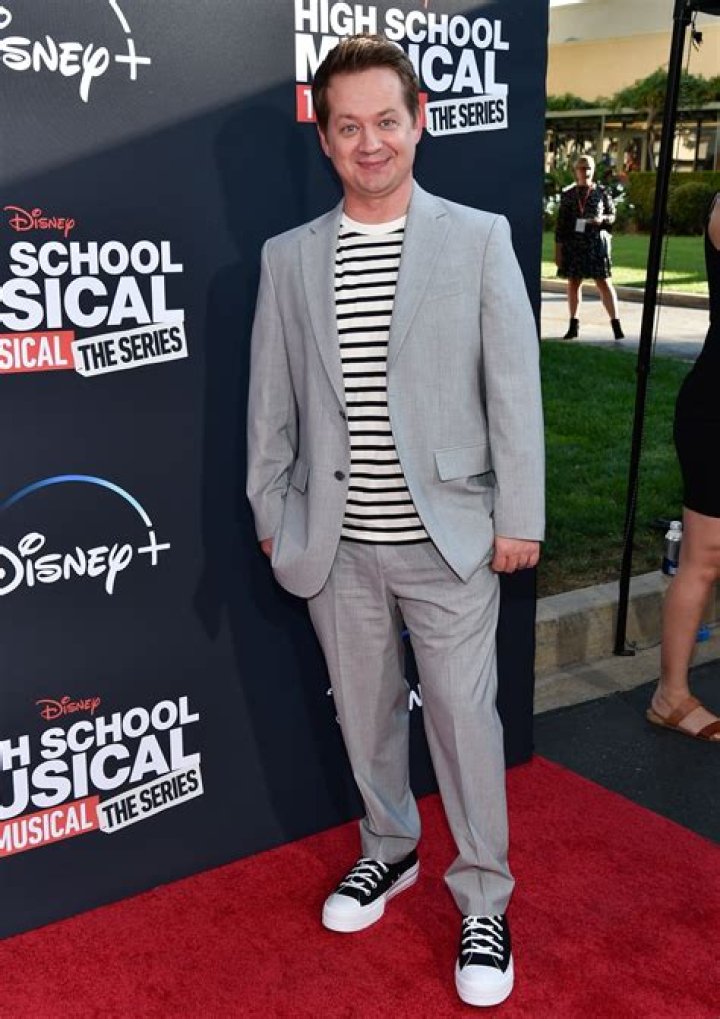 Jason Earles - Bio, Age, Net Worth, Height, Married, Nationality, Body Measurement, Career