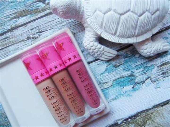 Jeffree Star Cosmetics HAUL + UK SHIPPING