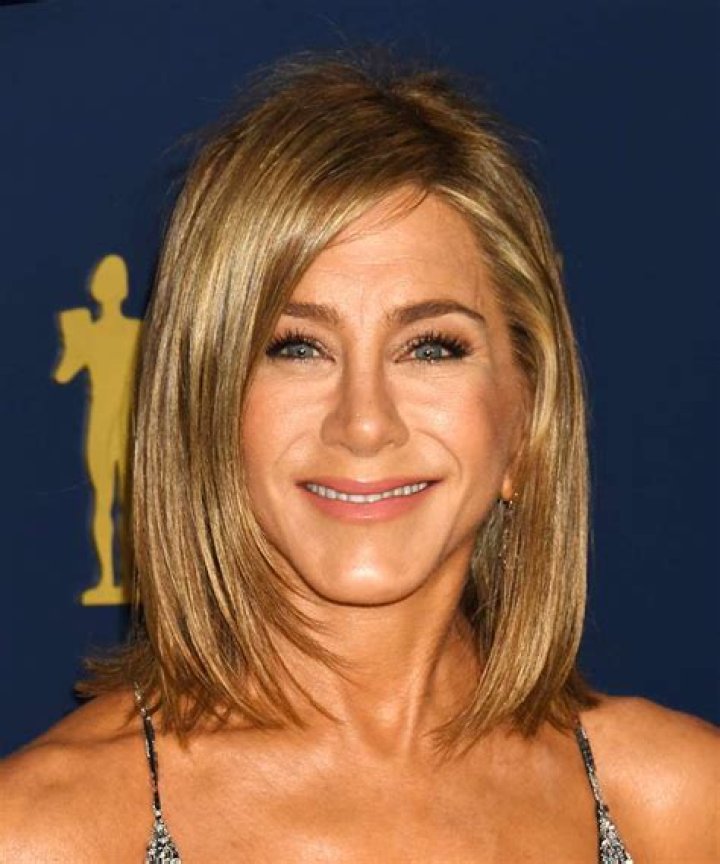 Jennifer Aniston from Celebrities Who Got a Nose Job to Fix Their