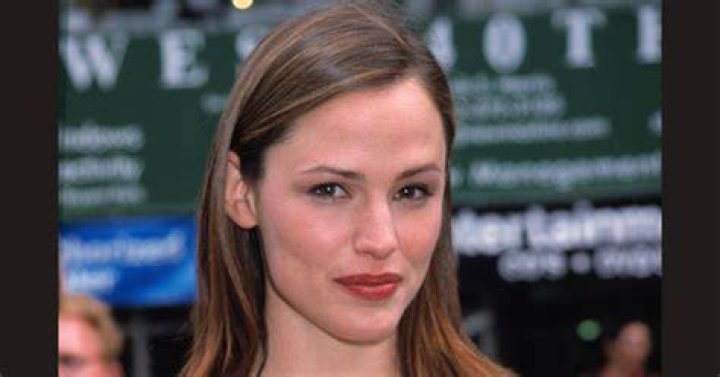 Jennifer Garner Makes Rare Public Appearance With Lookalike Daughter