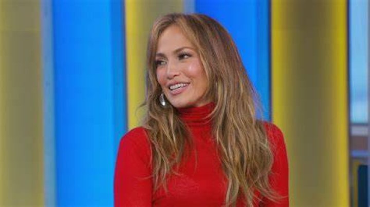 Jennifer Lopez Talks About Her Curves May 2018 POPSUGAR Fitness UK