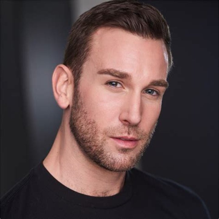 Jesse Pattison Professional Actor Aperture talent agency LinkedIn