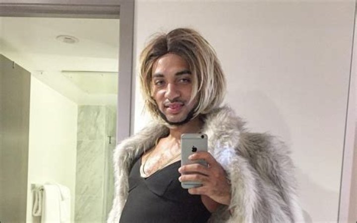Joanne the Scammer to Sell 'Get Out Of My Caucasian House' Mats