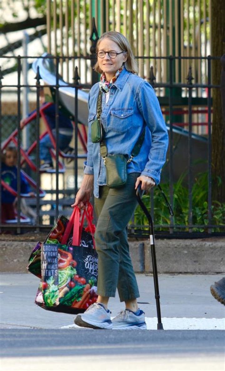 Jodie Foster Seen walking along Manhattan's Hudson River Park GotCeleb