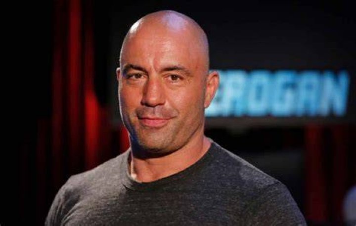 Joe Rogan - Bio, Age, Net Worth, Height, Single, Nationality, Career, Wiki