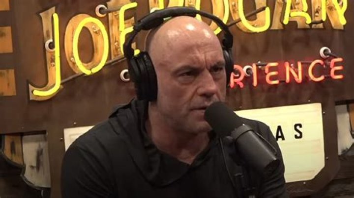 Joe Rogan podcast How many listeners does Joe Rogan have? Find out