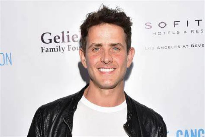 Joey McIntyre Bio Wiki, Net Worth, Wife, Father, Married, Girlfriend