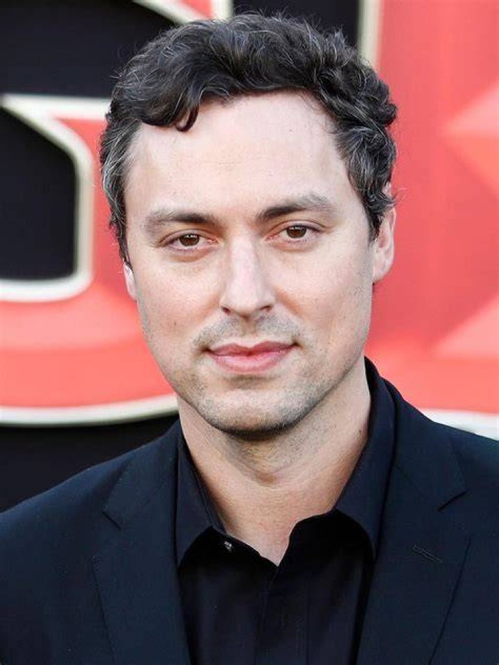 John Francis Daley Actor CineMagia.ro