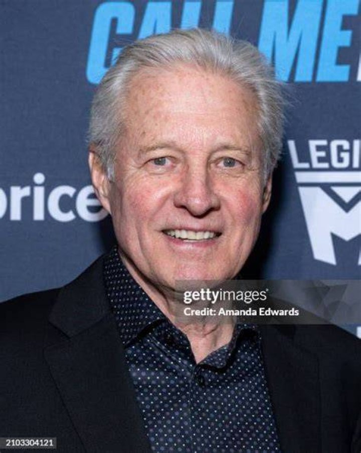 Join Bruce Boxleitner me on Home Family Thurs 9 25 2014 YouTube