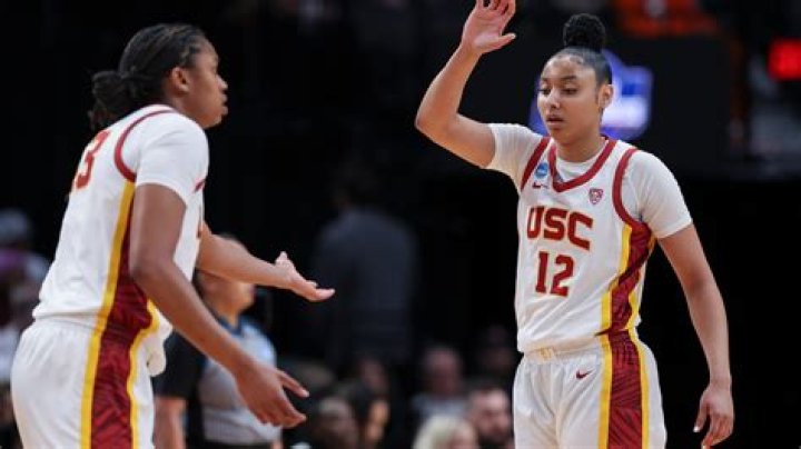 JuJu Watkins scores 30, powers Southern California past Baylor 7470