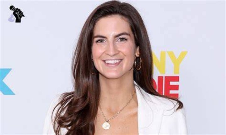 Kaitlan Collins bio salary, net worth, parents, measurements