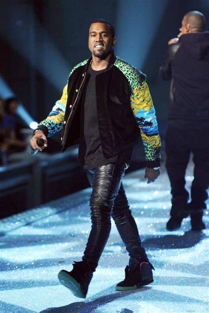 Kanye West's 'Diet Coke' Dance Moves Get Diddy's Approval HipHopDX