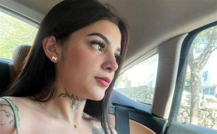 Karely Ruiz se presume muy cerquita de Santa Fe Klan &iquest;Nuevo romance