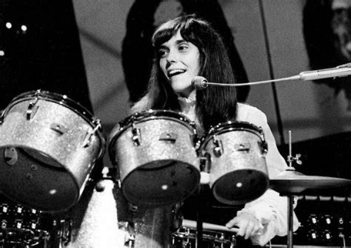 Karen Carpenter On Drums in High Quality