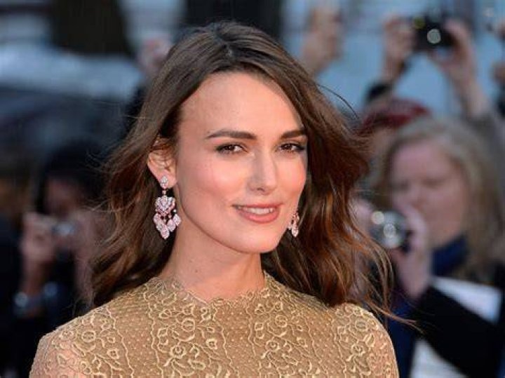Keira Knightley Age, Net Worth, Family, Height, Boyfriend