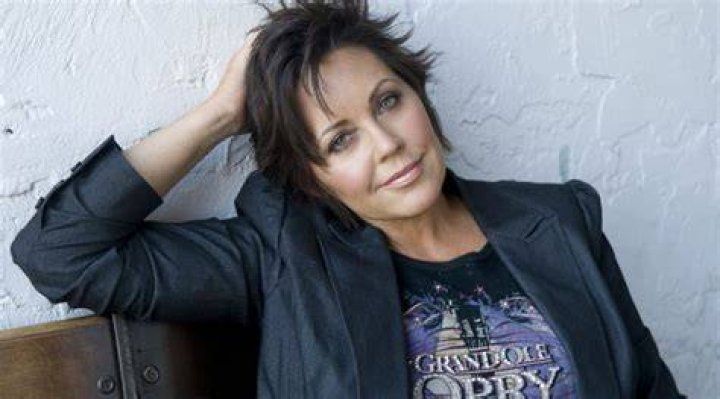 Kelly Lang Singer Age: How Old Is T. G. Sheppards Wife, Wikipedia Bio Explained