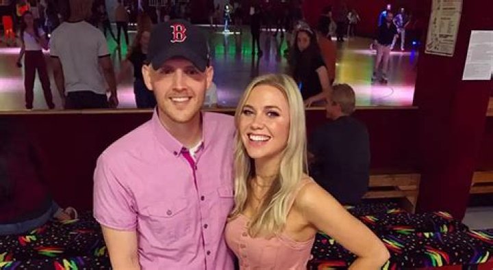 Kelsey Cook Ex Husband Kane Holloway Is A Comedian
