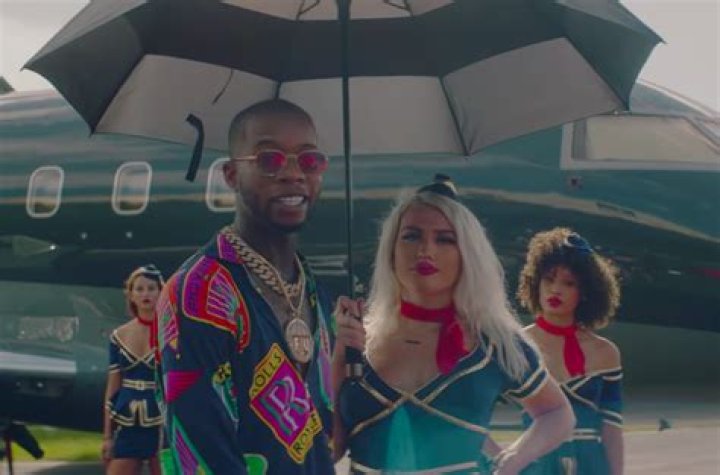 Kendall Jenner Music - Tory Lanez - old music/country 50's 60's 70's 80's 90's