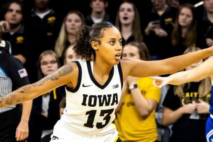 Kennise Johnson Set for Iowa Arrival Sports Illustrated Iowa Hawkeyes