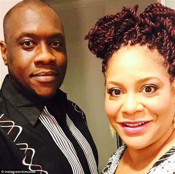 Kim Coles marries Reggie McKiver in intimate ceremony in the Dominican
