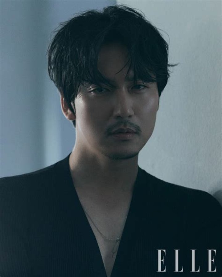 Kim Nam Gil On Winning Daesang For &ldquo;The Fiery Priest&rdquo; + Gives