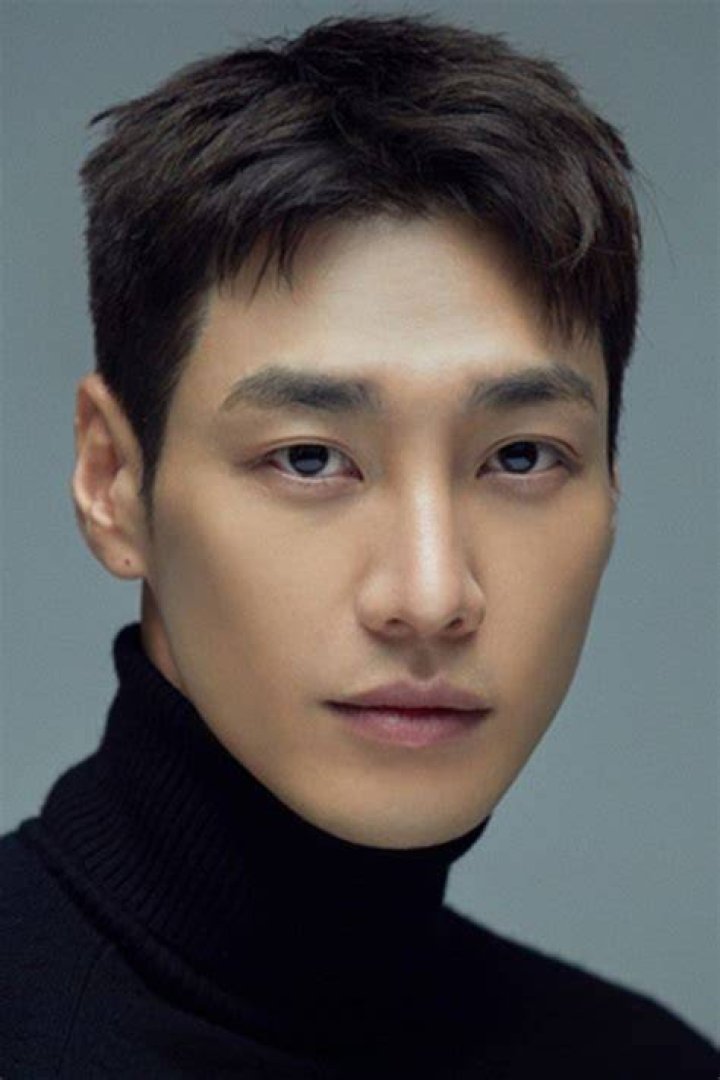 Kim Young Kwang mintstudio
