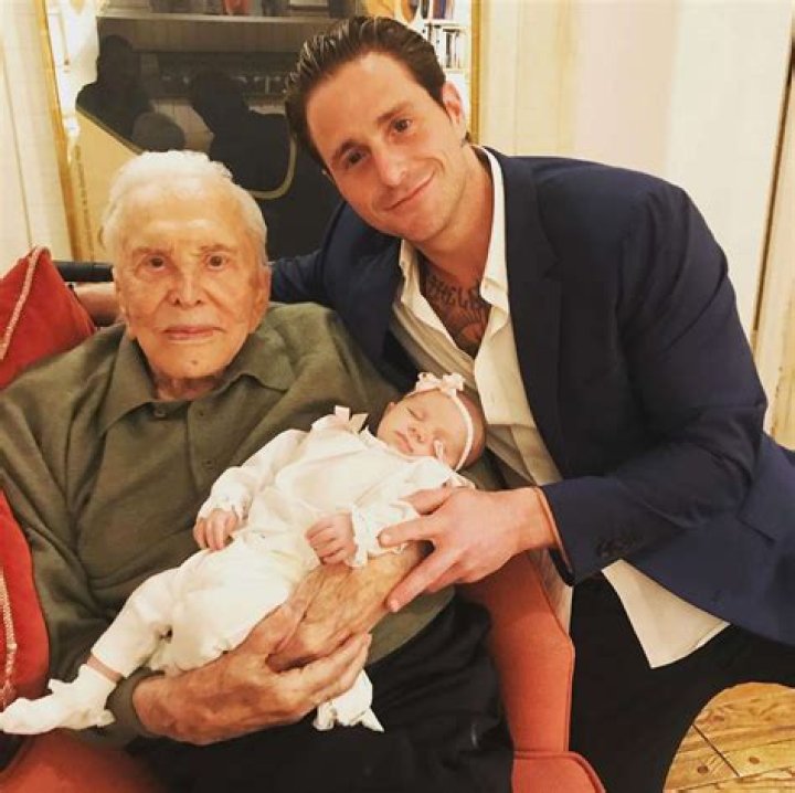 Kirk Douglas, 101, Cradles His GreatGranddaughter Lua