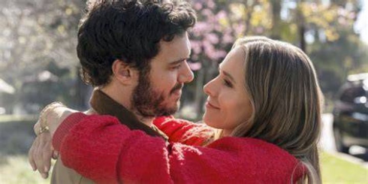 Kristen Bell shows love for 'Dateline's' Keith Morrison, husband Dax
