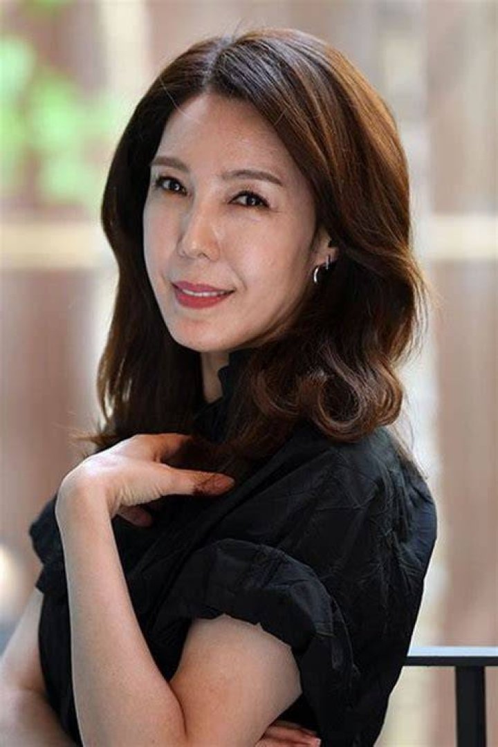 Kyung Soo-jin Biography, Age, Height, Husband, Net Worth, Family