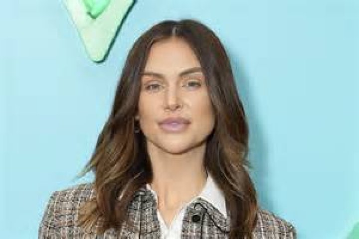 Lala Kent Share Breastfeeding Scare Over Her Vegan Diet