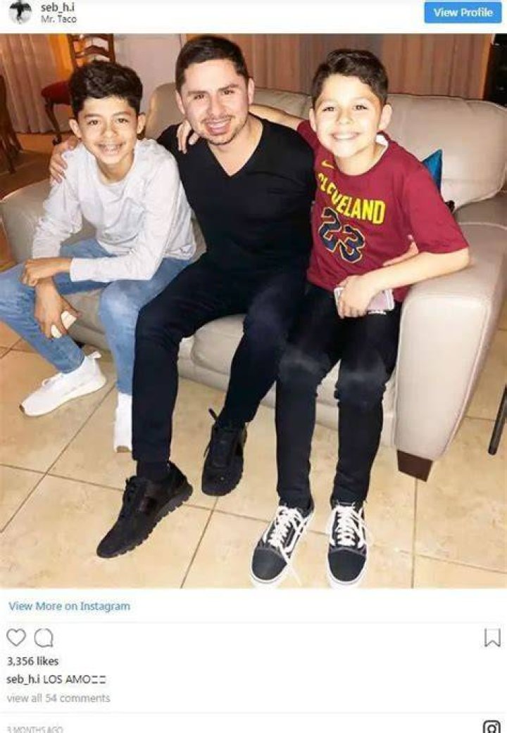 Larry Hernandez Father To Four Kids, Who Is 'El Ardido' Singer's Wife?