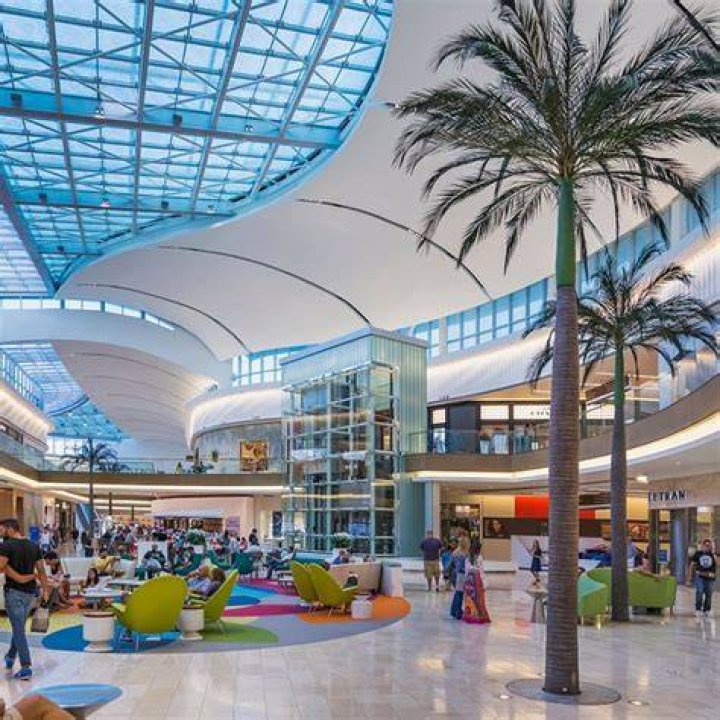 Las Catalinas Mall San Juan Shopping Review 10Best Experts and