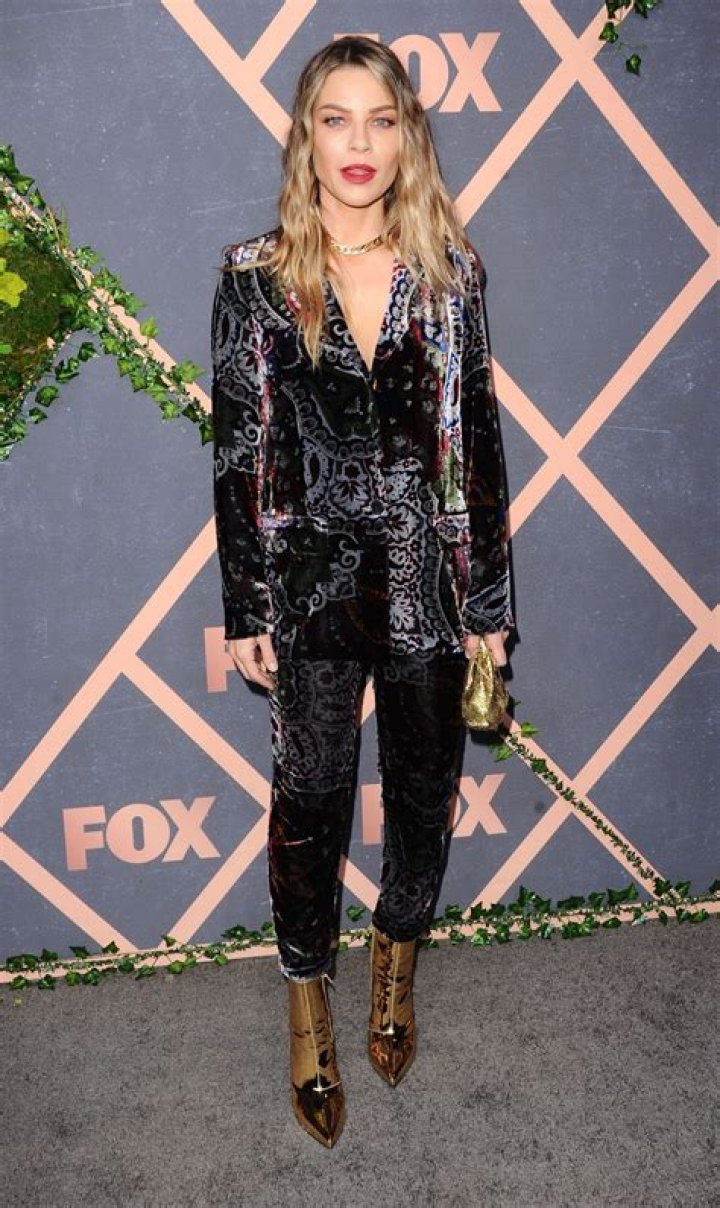LAUREN GERMAN at Fox Fall Premiere Party Celebration in Los Angeles 09