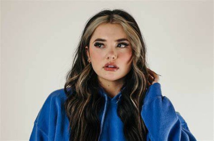Lauren SpencerSmith Biography [Singer] Wiki, Parents, Age, Height, Net