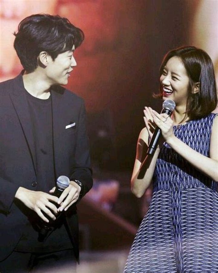Lee Hyeri And Ryu Jun Yeol
