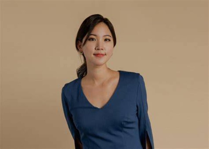 Liah Yoo ·