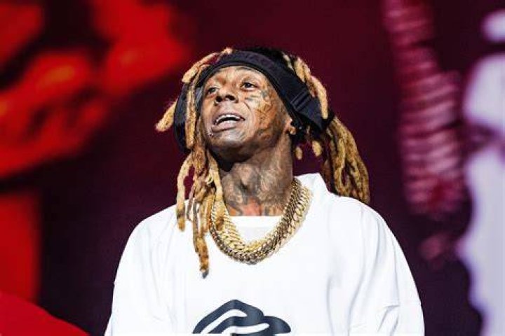 Lil Wayne Heights / Lil Wayne S Real Barefoot Height Lil wayne is 1.