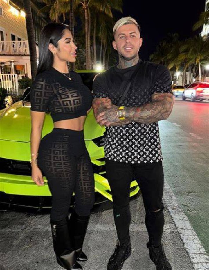llados fitness novia Thalia Garcia Moran, quien es la chica y a que se