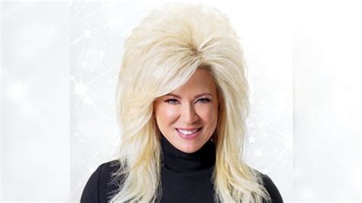 Long Island Medium Net Worth &mdash; Find out How Much Money Theresa Caputo Has