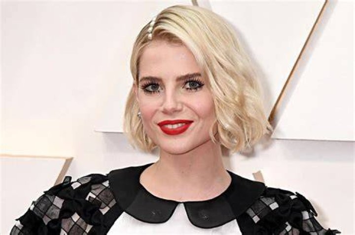 Lucy Boynton Bio, Net Worth, Movies, Bohemian Rhapsody Cast, TV Shows