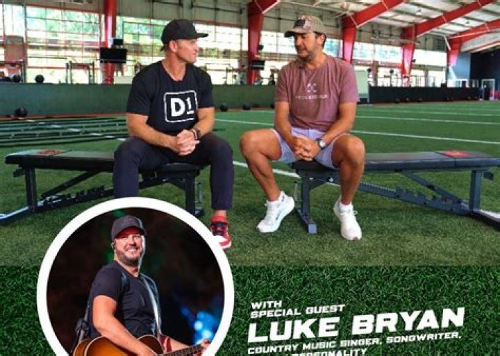 Luke Bryan Exhibit Opens in CMHoF