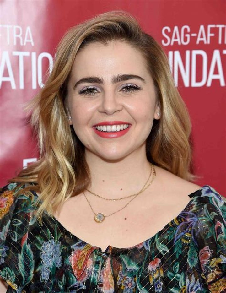 Mae Whitman Is "Proud" and "Happy" to Be Pansexual POPSUGAR Celebrity UK