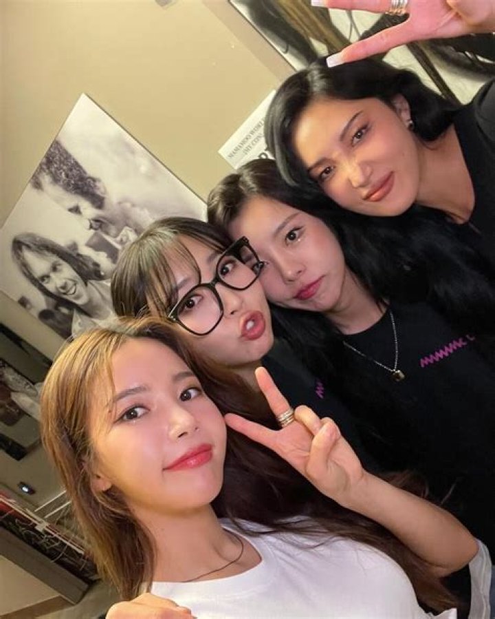 Mamamoo Instagram Update (9/01/2020) r/mamamoo