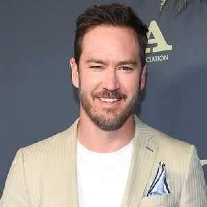MarkPaul Gosselaar Net Worth, Wealth, and Annual Salary 2 Rich 2 Famous