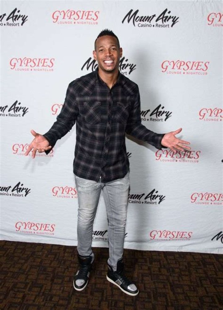 Marlon Wayans weight, height and age. Body measurements!